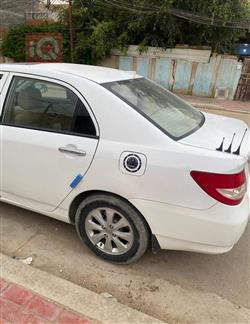 بي واي دي F3